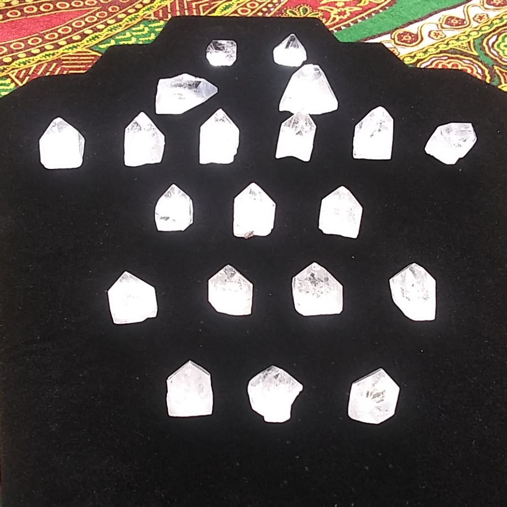 Apophyllite Pyramid - Picture 6 of 8